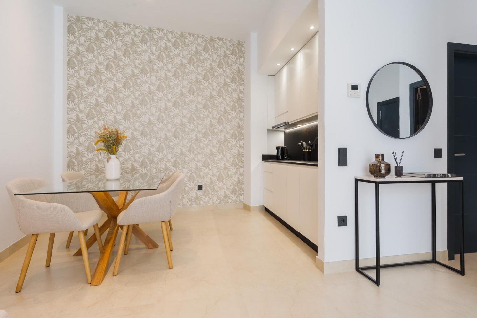 New Design Apartment - Private Patio - Gallos 2 Sevilla Dış mekan fotoğraf